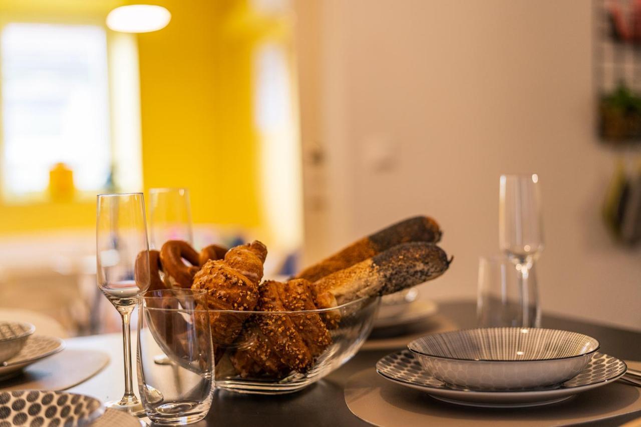 Farbenfrohe Altbauwohnung, Top Ausstattung FDH Extérieur photo